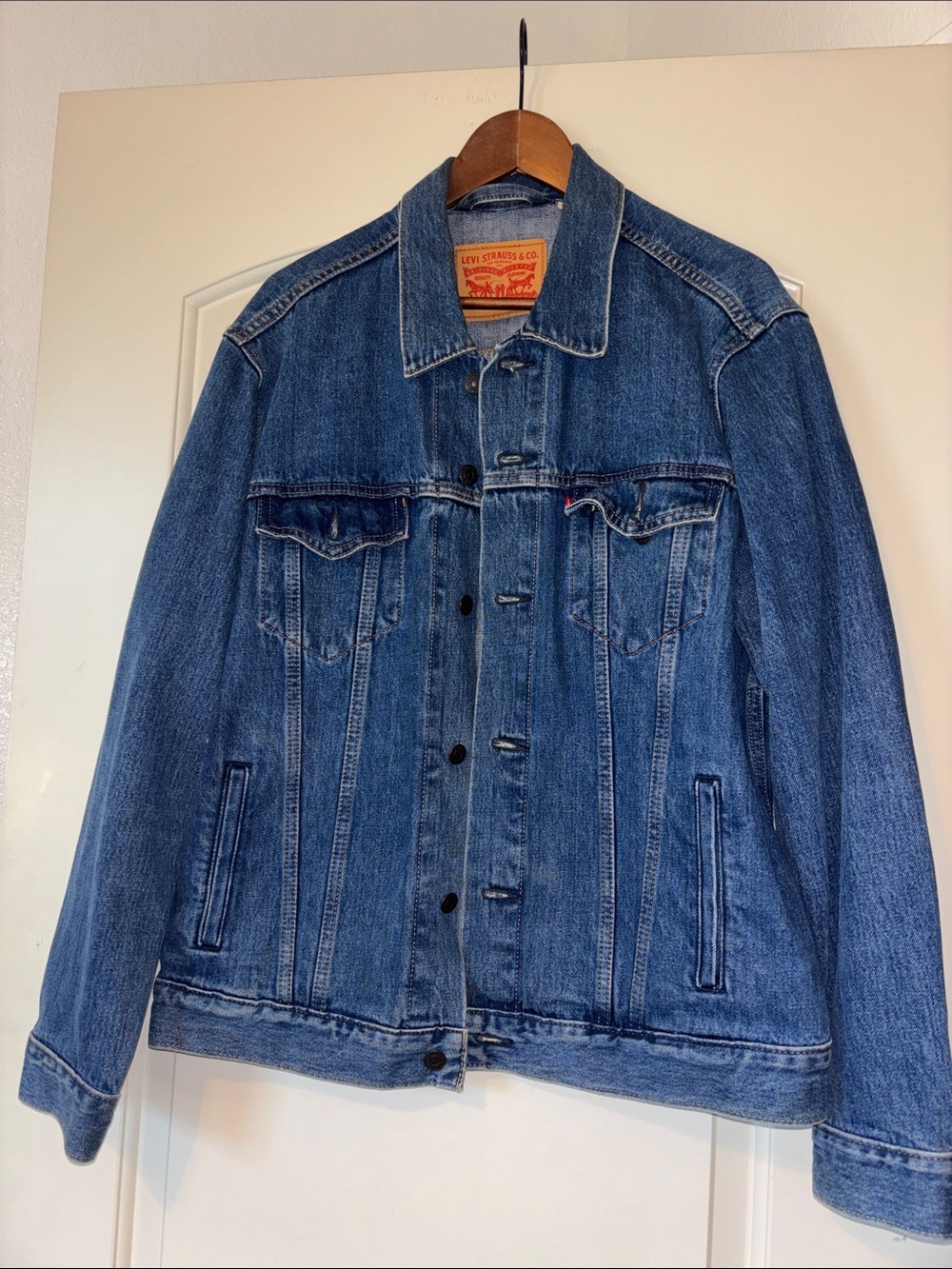 Levi's Blue Denim Trucker Jacket - Classic Workwear Style Size Large